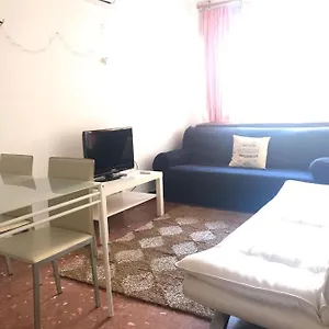apartamento-en-el-centro-de-malaga-29013.1costadelsol.com/